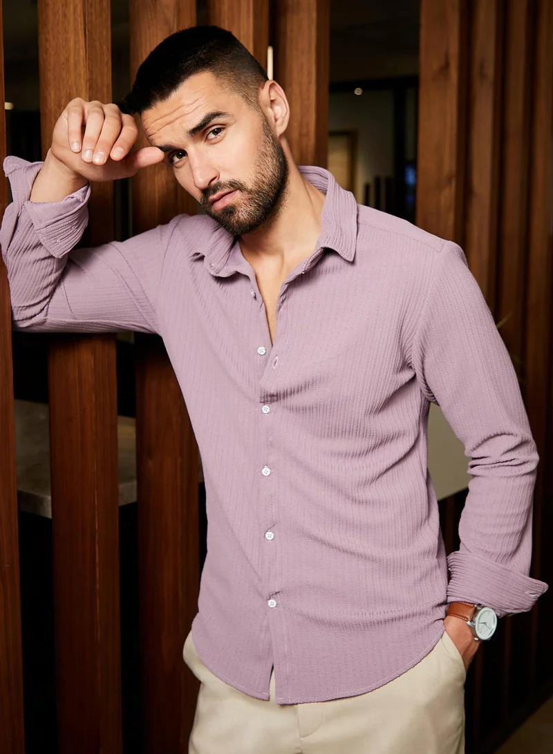 Campus Sutra Men's Lavender Stripe-Creased Shirt For Casual Wear | Spread Collar | Long Sleeves | Button Closure | Shirt Crafted With Comfort Fit For Everyday Wear
