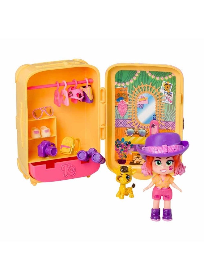 KookyLoos - Kookyloos Holiday Yay! Series Jane'S Suitcase With Doll & Fashion Accessories - Image 1