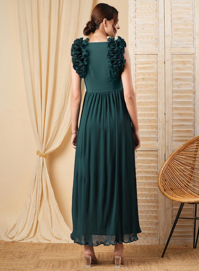 ميش فستان طويل مزين بكشكش مع ياقة بنمط لف - Image 5