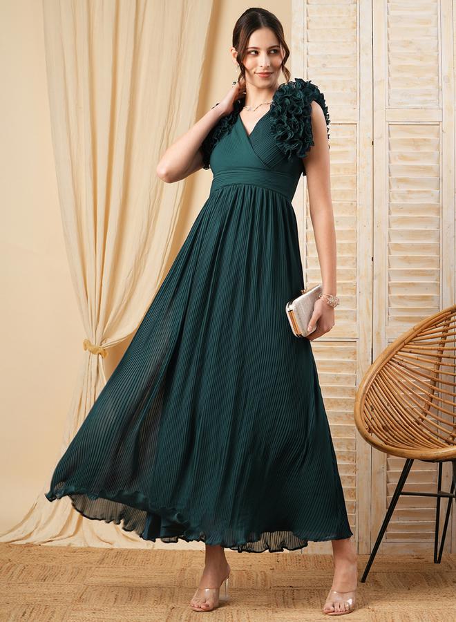 ميش فستان طويل مزين بكشكش مع ياقة بنمط لف - Image 1