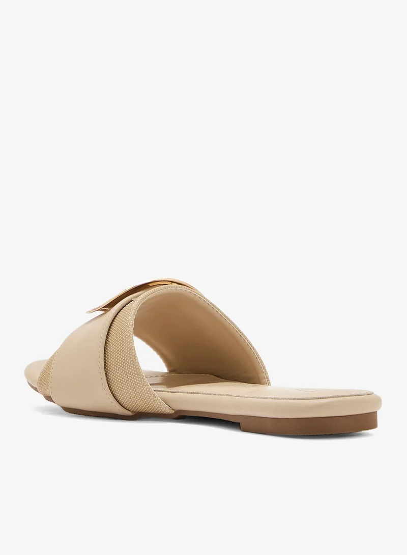 ايلا صندل مسطح بإبزيم