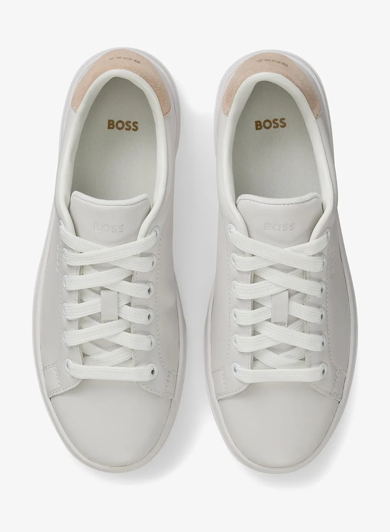 بوس سنيكرز جلد بظهر سويدي