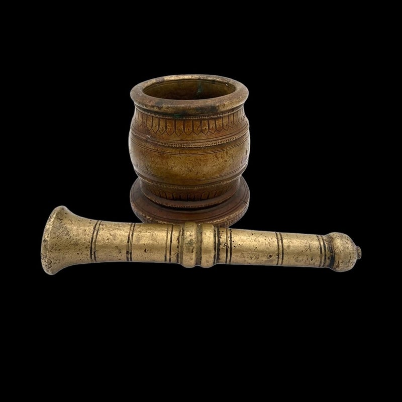 Bhunes Bhunes Brass Vintage Mortar Pestle Okhal Aur MoosalBrown 45 Inch 1 Piece  - Image 5