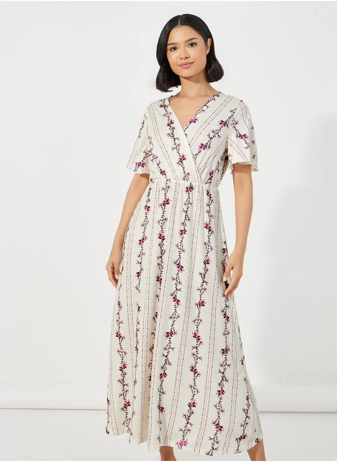 Styli Linear Floral Print Wrap Over Nightdress