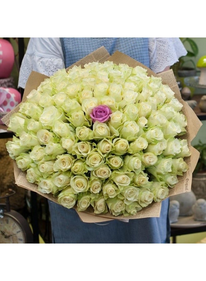 Carmel Flowers 100 White And 1 Pink Rose Bouquet - Image 1