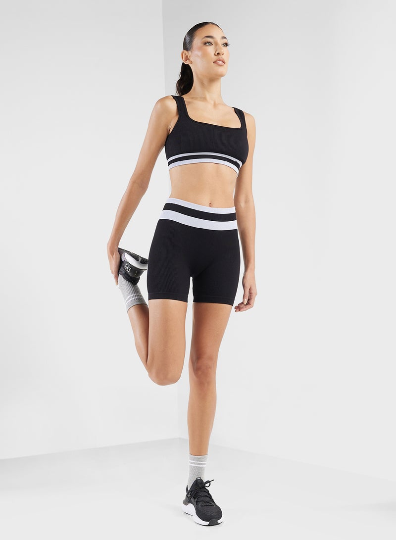 FRWD Contrast Trim Detail Sports Bra & High Rise Short Set - Image 1