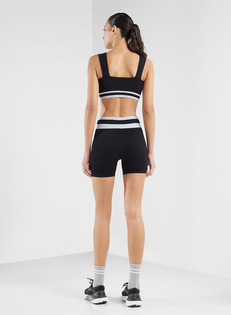 FRWD Contrast Trim Detail Sports Bra & High Rise Short Set - Image 2