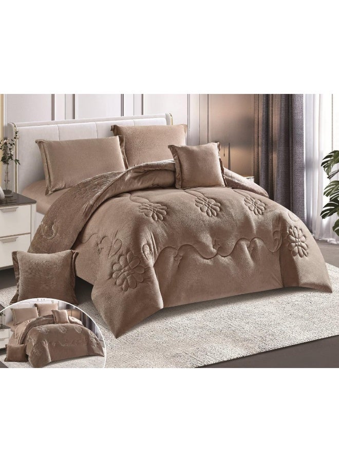 سمارت هوم مفرش سرير شتوي نفرين وجهين (وجه مخمل ووجه فرو) - مفرش بحشوة – طقم لحاف 6 قطع فاخر مزدوج كامل يشمل مفرش بحشوة 250×230 سم + واقي مرتبة مطاط 200×200+30 سم + 2 كيس مخدة 50×75+5 سم + 2 كيس وسادة مربعة 45×45+5 سم – مفارش نوم أنيقة فندقية ناعمة ودافئة للغرفة - Image 1