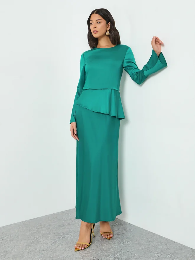 Styli Green Satin Bell Sleeves Maxi Dress