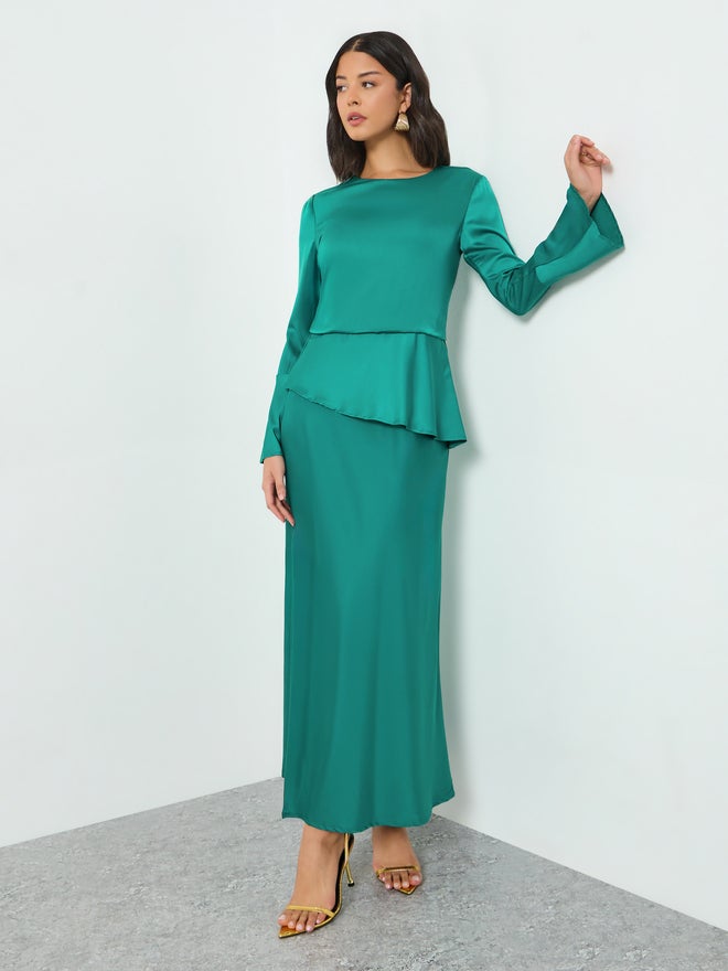 Styli Green Satin Bell Sleeves Maxi Dress - Image 1
