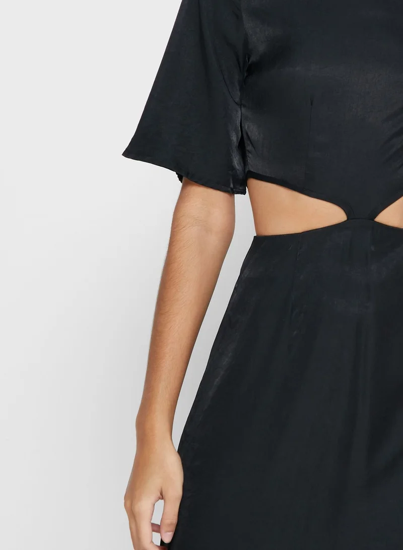 Ginger Cut Out Flowy Dress