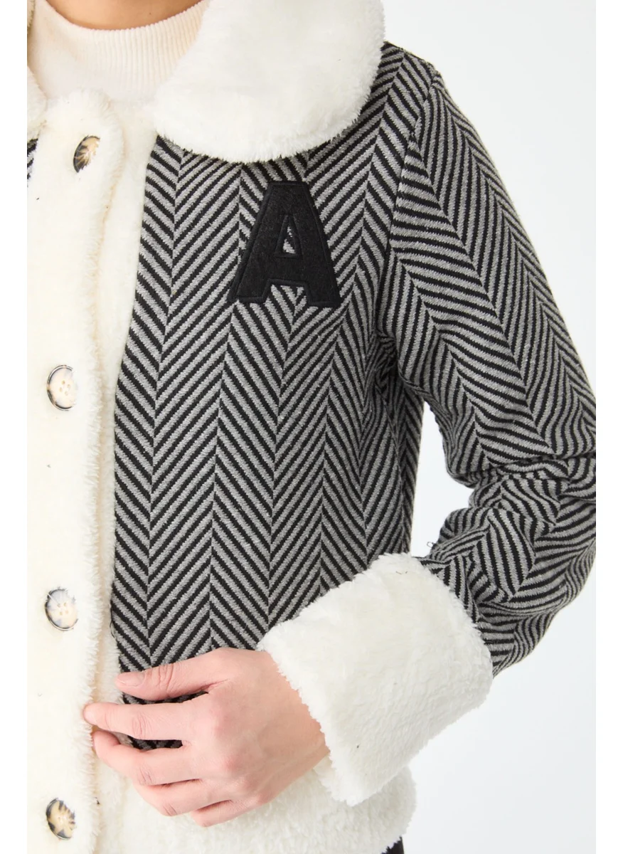 Tofisa 13096-GRI Printed Plush Jacket