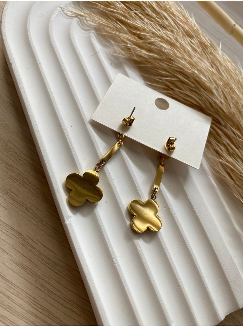 Stainless Stell Bs Still Clover Hanging Model Earring Minimal Stainless-Tarnish Steel Earring (1 Pair)  - Image 4