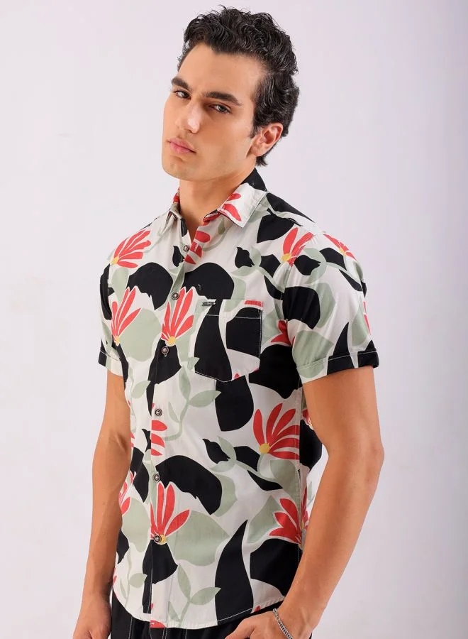 The Indian Garage Co Men Slim Fit Floral Printed Half Sleeves Spread Collar Resort Wear Shirt