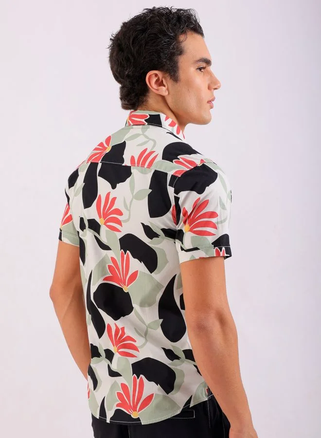 The Indian Garage Co Men Slim Fit Floral Printed Half Sleeves Spread Collar Resort Wear Shirt