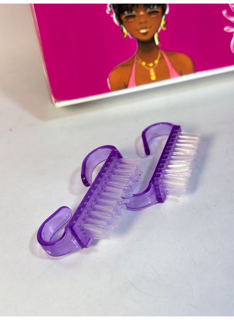 فرشاة أظافر صغيرة بمقبض - فرشاة صغيرة لتنظيف أظافر اليدين والقدمين - شعيرات ناعمة، مقبض بلاستيكي خفيف الوزن (قد يختلف اللون) - قطعتان - Image 1