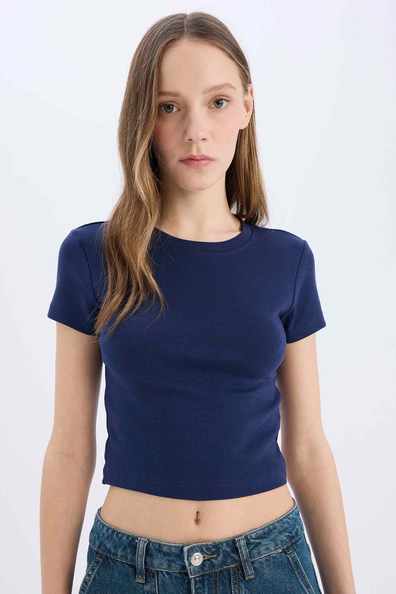 DeFacto Woman Fitted Basic Ribbed Short Sleeve T-Shirt - Image 1