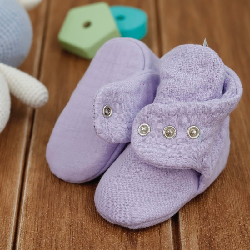 Ella Bonna Muslin Baby Booties, Organic Cotton, Newborn Slippers, Lilac  - Image 3