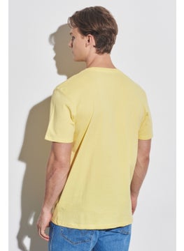 Wrangler Men's Yellow Crew Neck T-Shirt  - Image 5