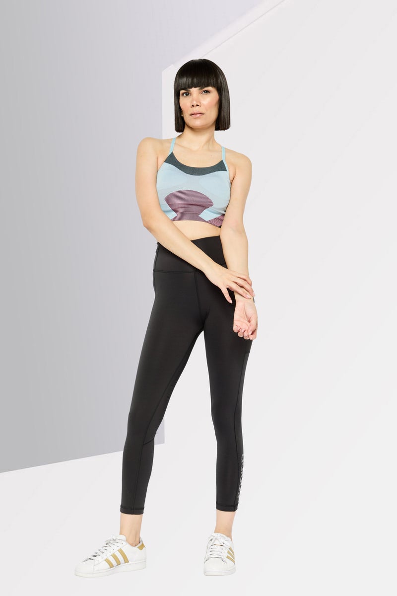 Adidas صدرية رياضية مبطنة للنساء من أديداس بتصميم ستيلا مكارتني، زرقاء - Image 2