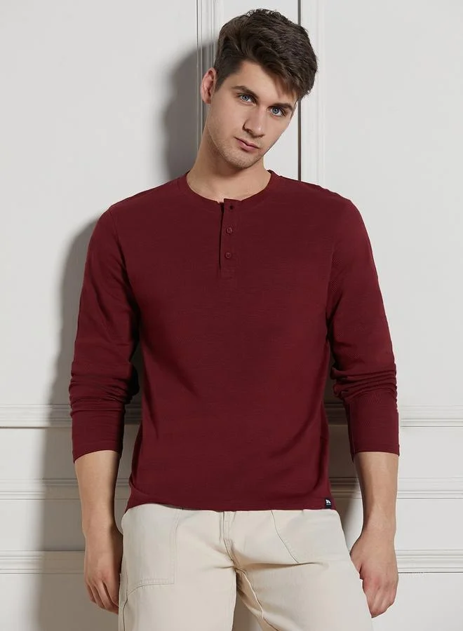 Dennis Lingo Regular Fit Wine Cotton-Poly Henley Neck T-Shirt