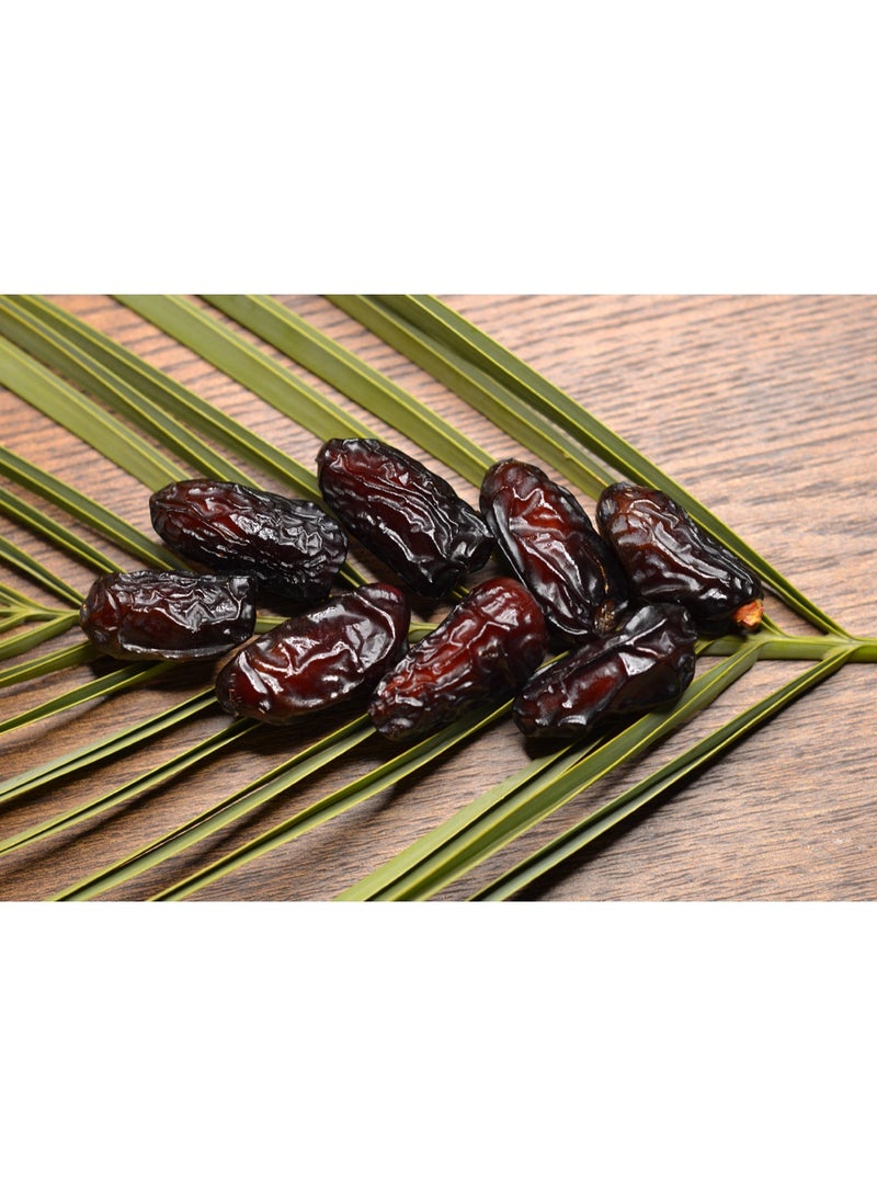 Atyab Dates Safawi Dates 2 KG - Image 3
