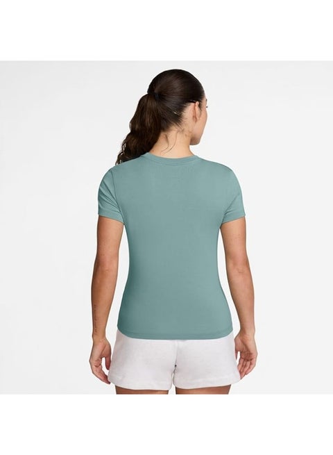 Women’s Nike Sportswear Chill Knit Medium Crop Top