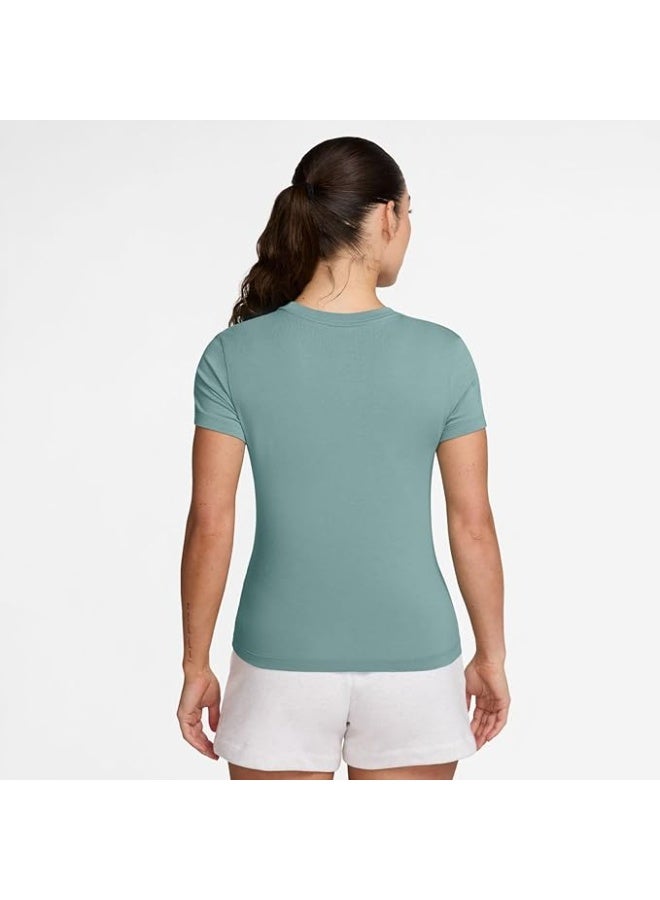 Nike Women’s Nike Sportswear Chill Knit Medium Crop Top - Image 1