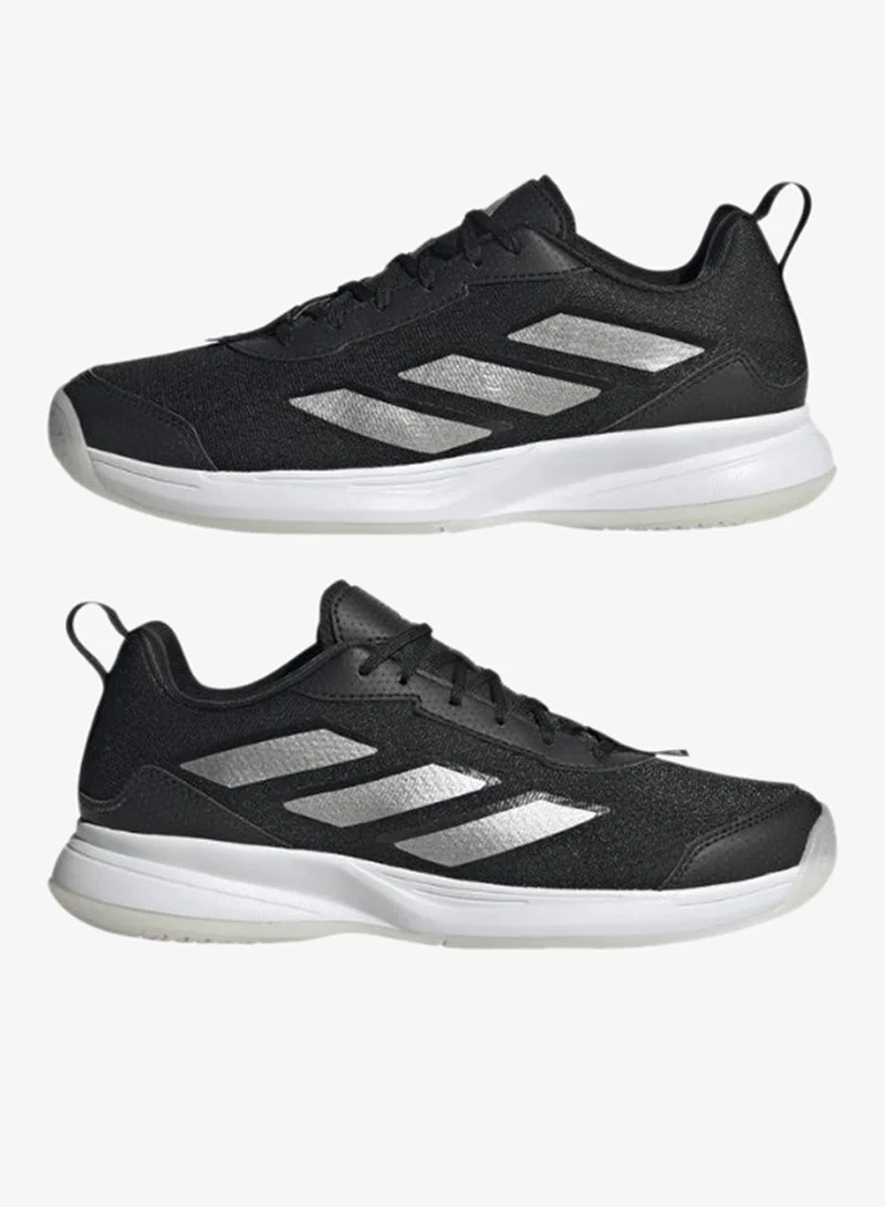 Adidas Avaflash Tennis Shoes