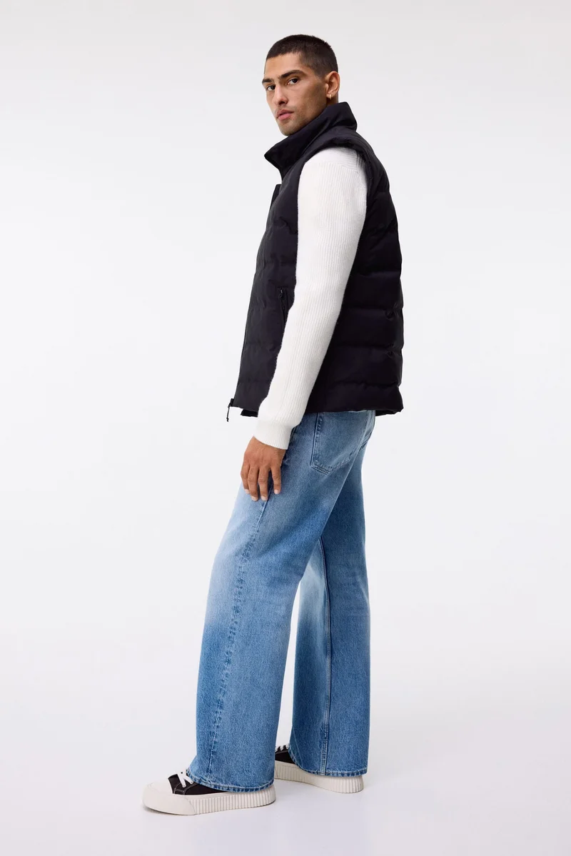 H&M  Regular Fit Padded gilet for Men | Best Price UAE