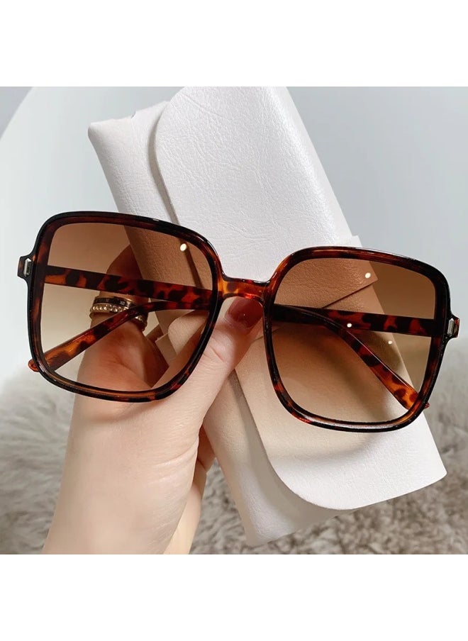 Generic - 2024 New Gradient Sunglasses Female Ins Big Box Fashion Retro Square Sunglasses for Women Trendy Gafas De Sol Mujer-Lenses Color:Pink - Image 1