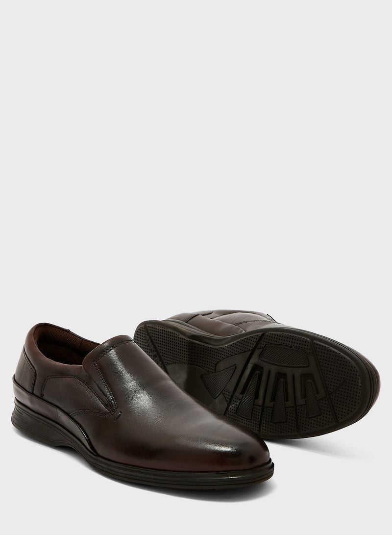RUOSH Casual Slip Ons Shoes  - Image 3