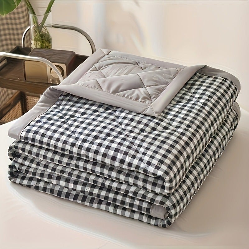 1pc, Super Soft Summer Quilt, Plaid Striped Pattern, Ultrasonic Technology Embossed Air Conditioner Quilt, Machine Washable, Water Washable, Suitable for Bedroom Guest Room And Other Scenarios - Image 3
