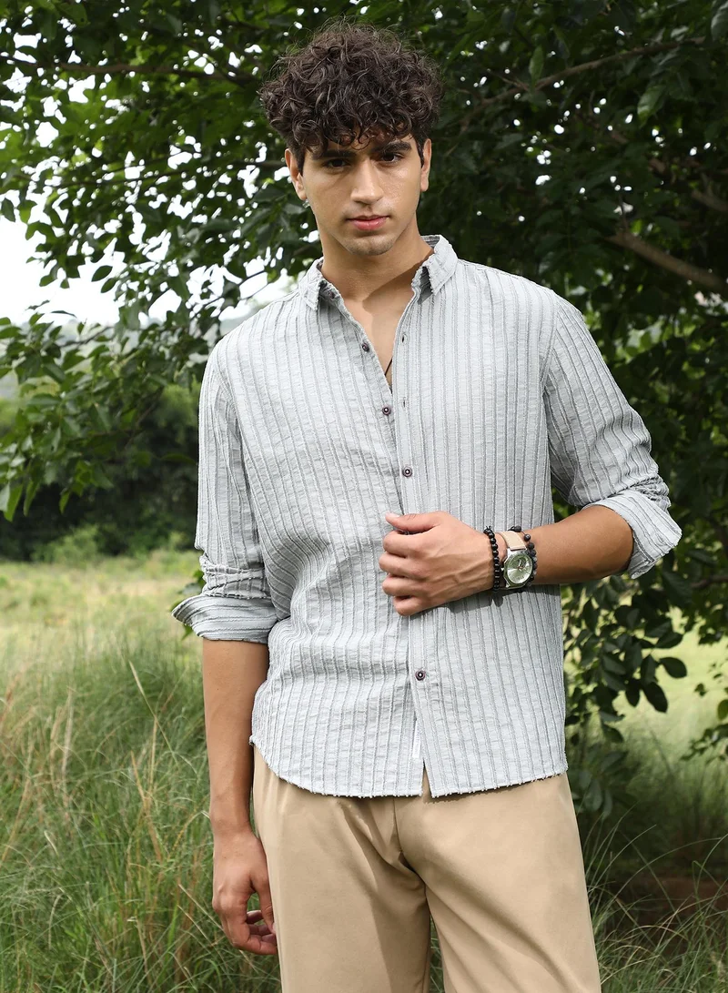 كامبوس سوترا Campus Sutra Men's Cloud Grey Edgy-Stripe Jacquard Shirt | Spread Collar , Long Sleeve Cuffed Sleeves , Button Closure | Stripes Jacquard | Cotton-Blend Shirt For Casual Wear