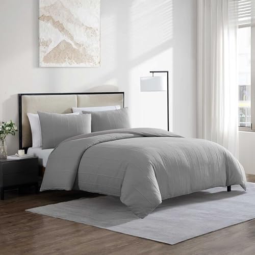 Vera Wang - King Comforter Set, Soft Cotton Bedding w/Smooth Cotton Percale Reverse, Lightweight for Year Round Comfort, 3 Piece Bed Set w/Matching Pillowcases (Woven Tucks Grey) - Image 2