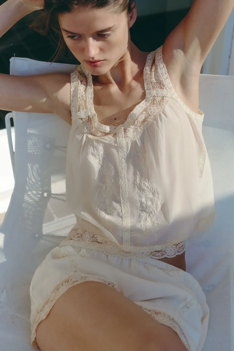 H&M Embroidered viscose-blend top
