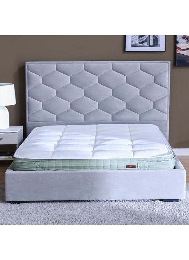 DANUBE HOME Charcoal Foam With Pocket Spring Mattress Medium Firm Feel King Mattress Spine Balance For Pressure Relief 25 cm Thickness White Size L200xW180  - Image 4