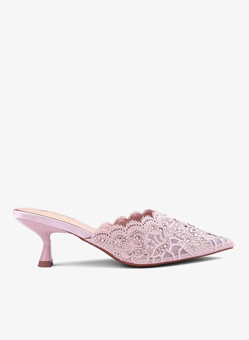 كابلي صنادل نسائية بكعب شبكي مزخرف