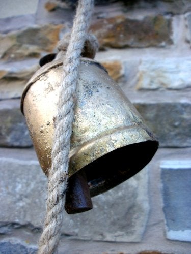 Carfar Handicrafts Shabby Chic Country Style Rustic Metal Hanging Giant Cow Bells, 76 cm Length, Antique Gold, 4 Count - Image 3
