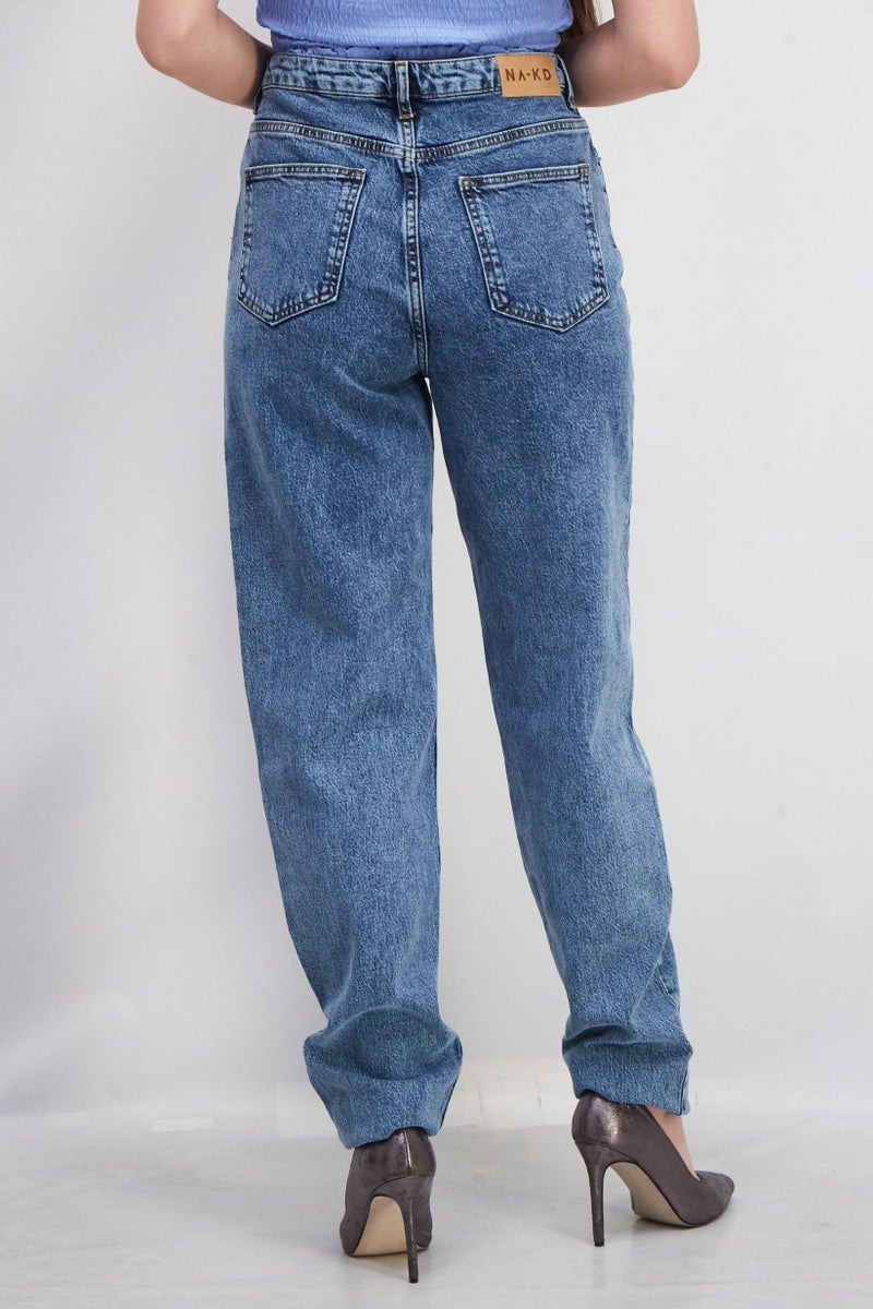 NA-KD Women Regular Fit Washed Denim Jean, Blue - Image 2