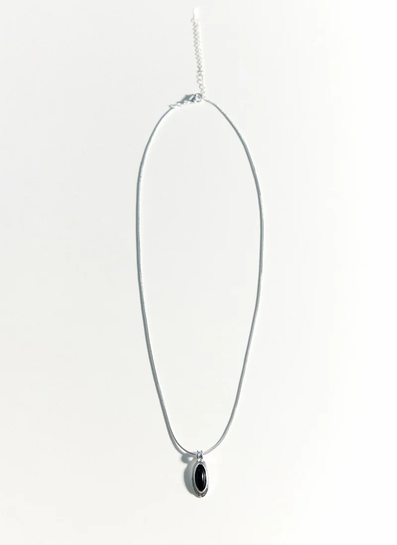 Lichi  Slim chain with oval pendant for Women | Best Price UAE