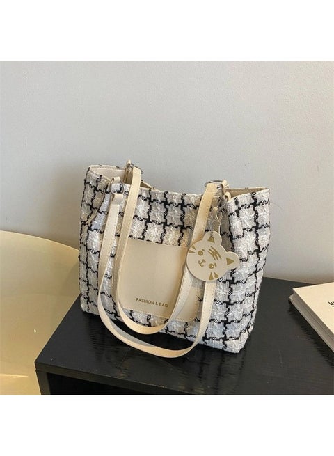 Retro Plaid Tote Bag with small ornaments,Large Canvas Handbag,Shoulder Bag for Work Travel