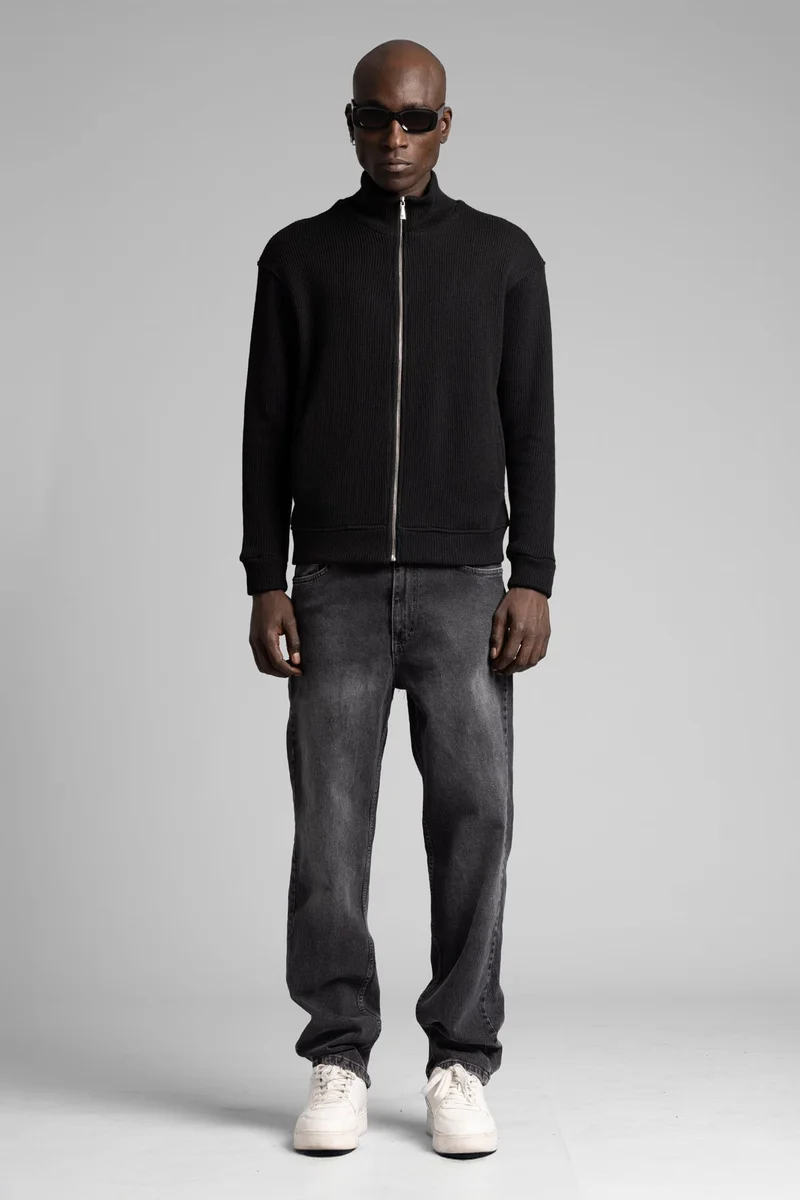 Catch The Art Of Living Zip-Up Knit Sweater