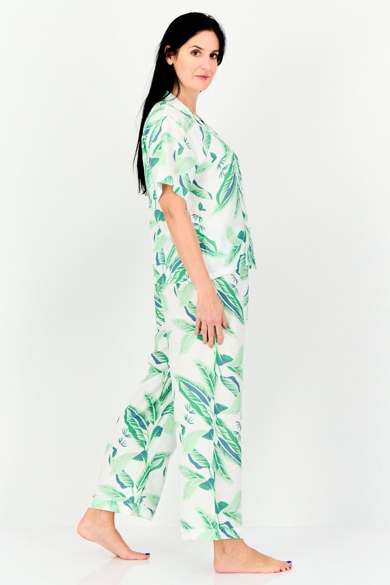 bebe طقم بيجاما نسائي من قطعتين بطبعة زهور، متعدد الألوان - Image 3