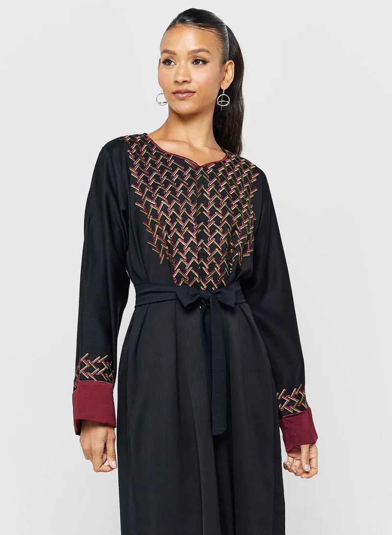 hayas closet Embroidered Belted Jalabiya