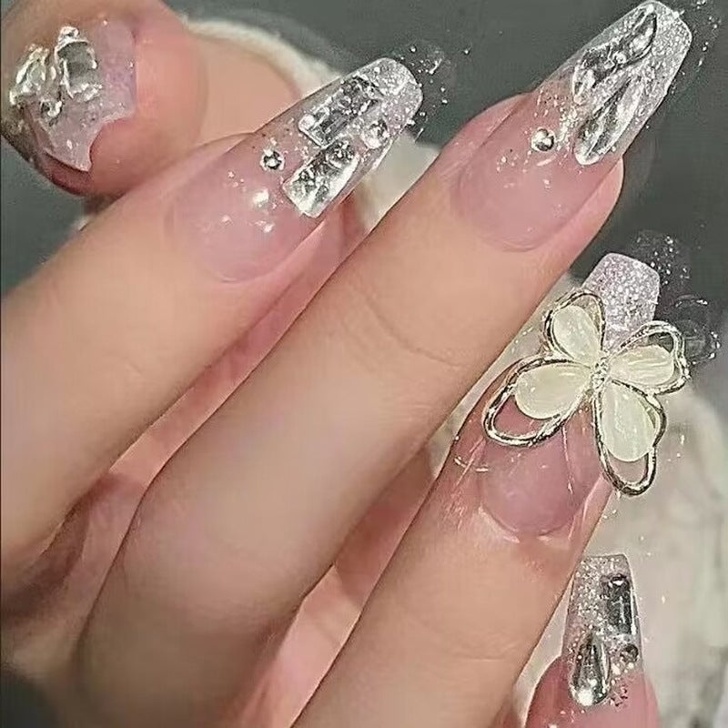 Hand-Worn Armor Butterfly Nail Pieces – Wearable Diamond Design for Ladies - Image 4