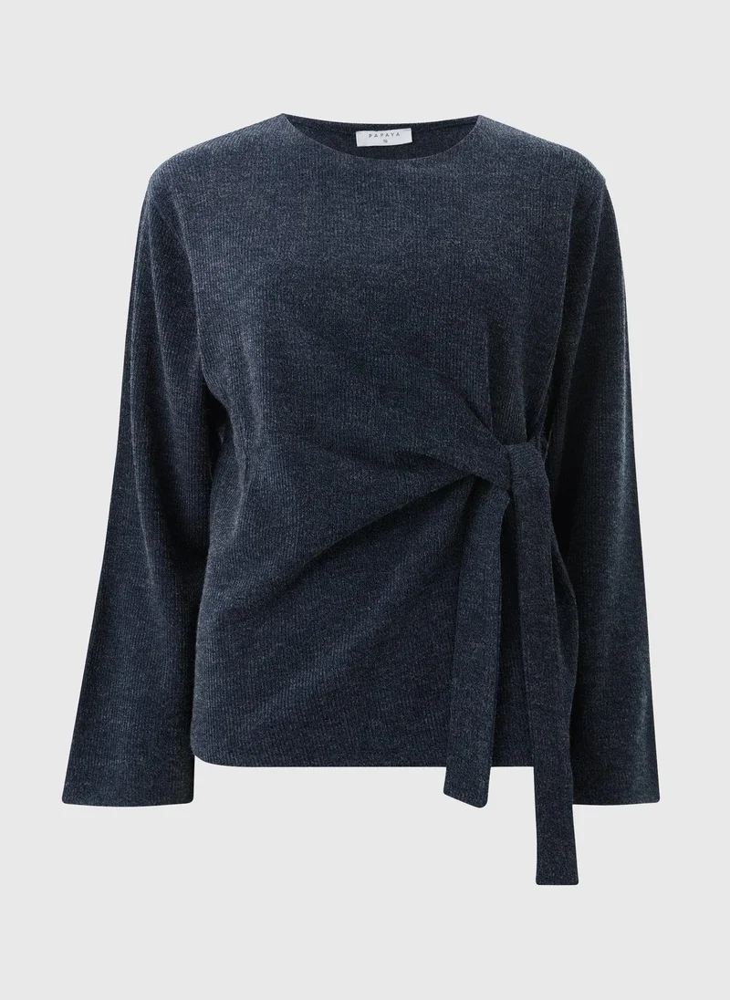 ماتلان بلوزة بأكمام طويلة بعقدة بحرية