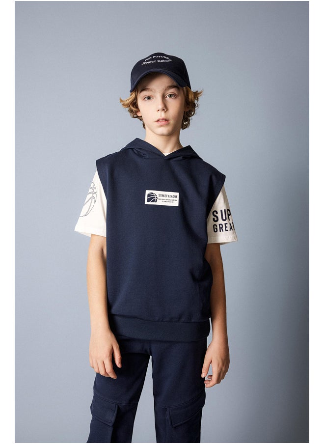 DeFacto - Boy Regular Fit Hooded Sleeveless Knitted Vest - Image 1