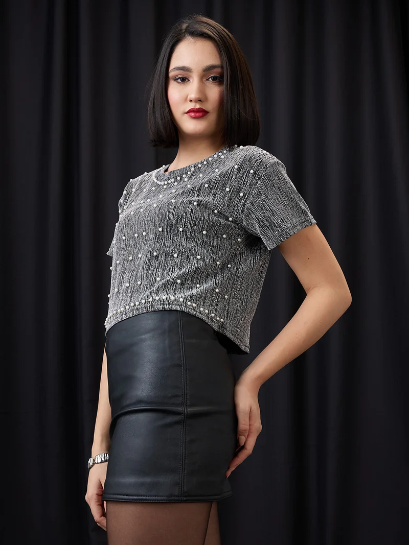 جلو باص Women Grey Round Neck Pearl Embellished Detail Lurex Party Crop Top