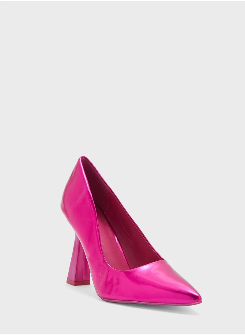 Ginger Metallic Flared Heel Pointed Pump